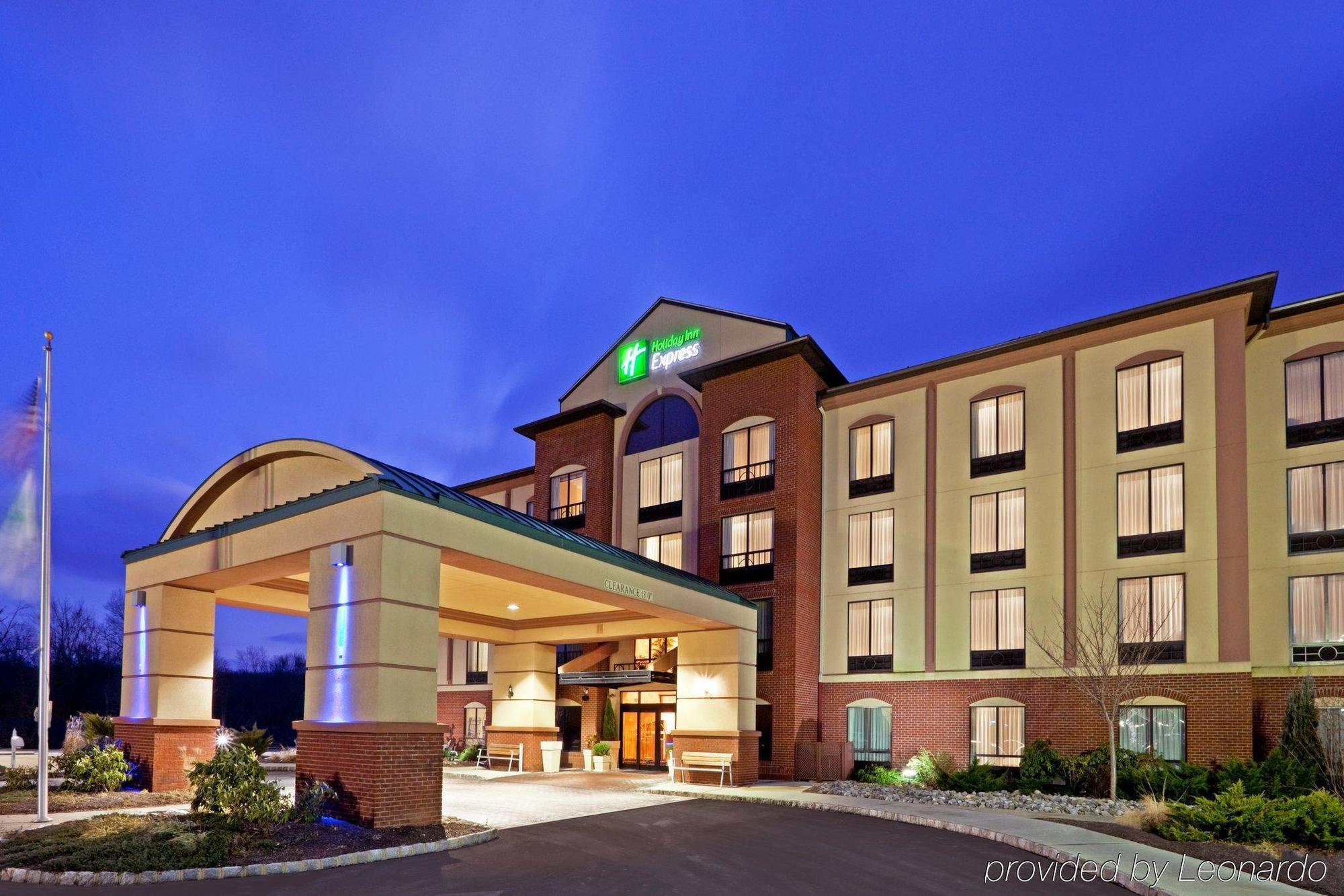 Fairfield Inn & Suites By Marriott Bridgewater Branchburg/Somerville Exterior foto